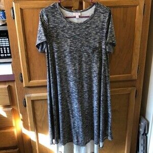 Lularoe size medium Carly high low dress